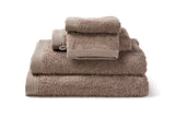 Serviette de bain moderne, de couleur Walnut en coton de la collection COMO
