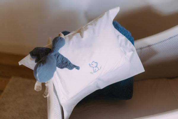 Children's "elephant" embroidered pillowcase